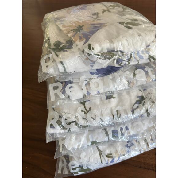 Reformation Anatolia Linen Two Piece Floral Serenity US 6 - Picture 16 of 16